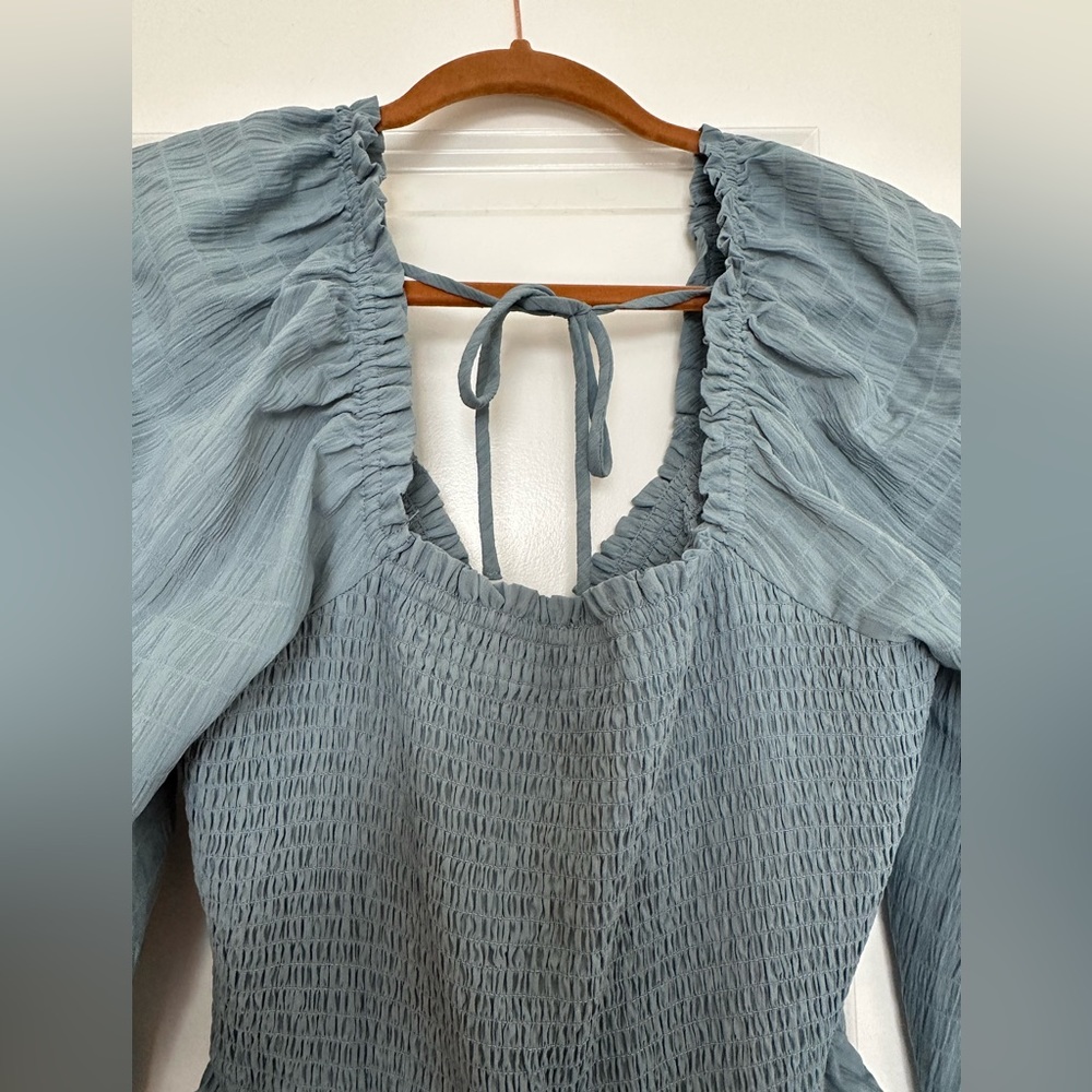 Arula - Raelynn Dress - Picture 4 of 5